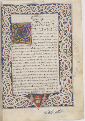 f.1r from Ott.lat.1686. A single column of humanist text with white-vine borders on all four sides with a coat of arms in the border at bottom.  There is a large illuminated Q at the top left to start the text